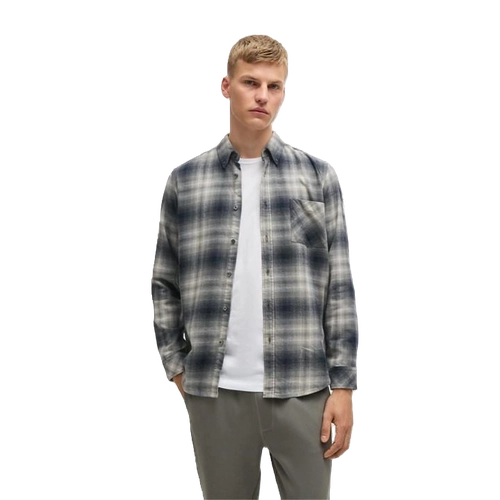 Img0